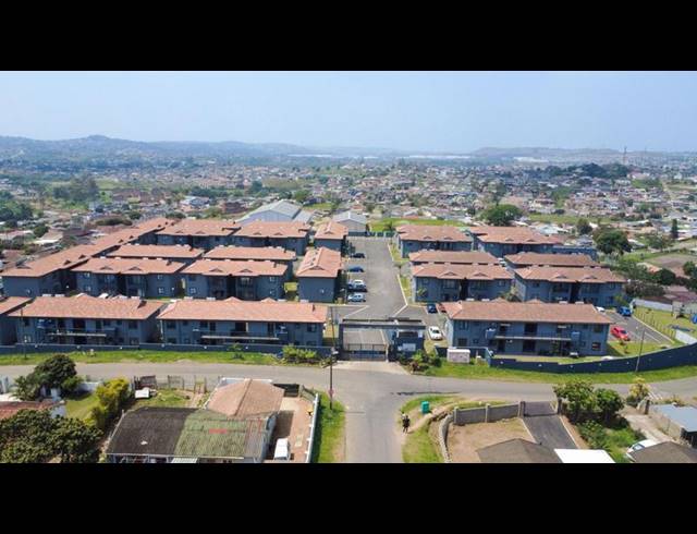 2 BEDROOM CLUSTER FOR SALE IN TRENANCE MANOR